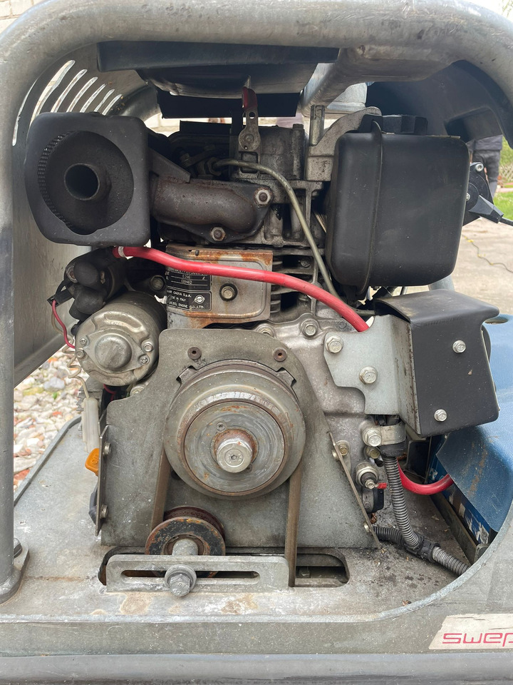 SWEPAC FB250 - Компактор: снимка 5 SWEPAC FB250 - Компактор: снимка 5