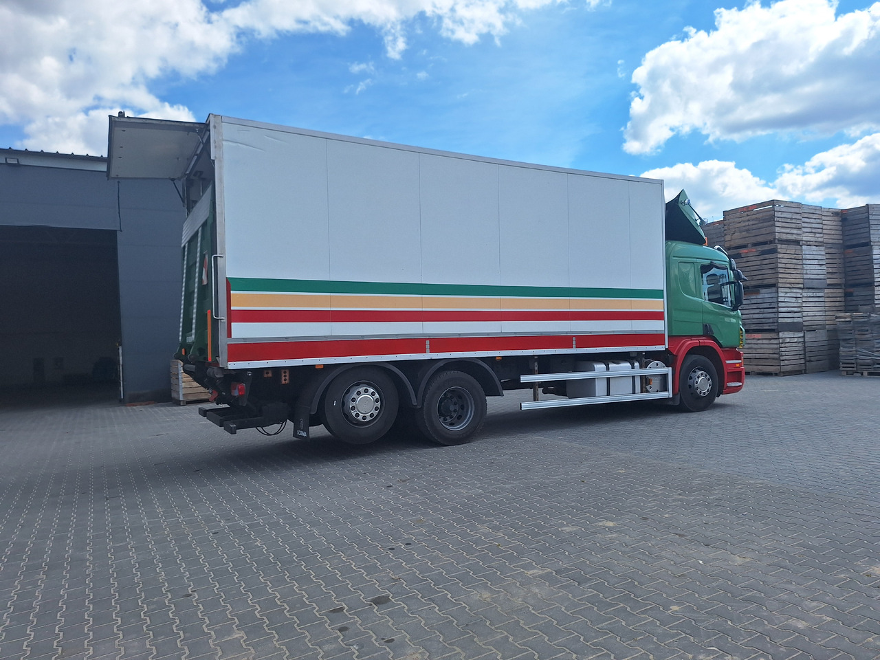 Scania P380 - Рефрижератор камион: снимка 2 Scania P380 - Рефрижератор камион: снимка 2