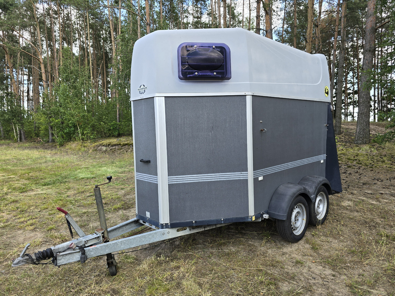 Humbaur HP2006 2ES - За превоз на животни ремарке: снимка 3 Humbaur HP2006 2ES - За превоз на животни ремарке: снимка 3