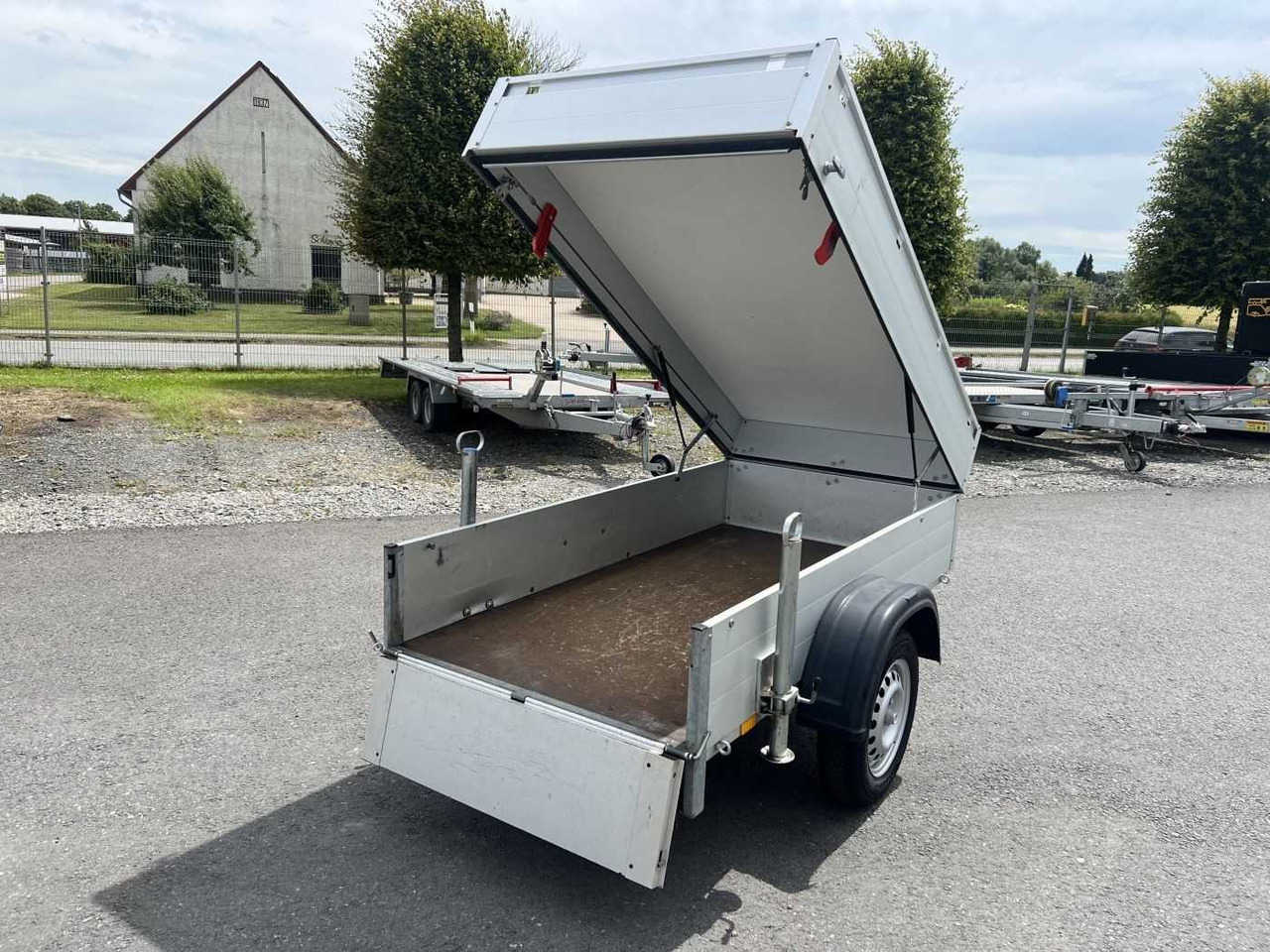 ANSSEMS GT 750 HT Deckelanhänger - Ремарке за кола: снимка 3 ANSSEMS GT 750 HT Deckelanhänger - Ремарке за кола: снимка 3