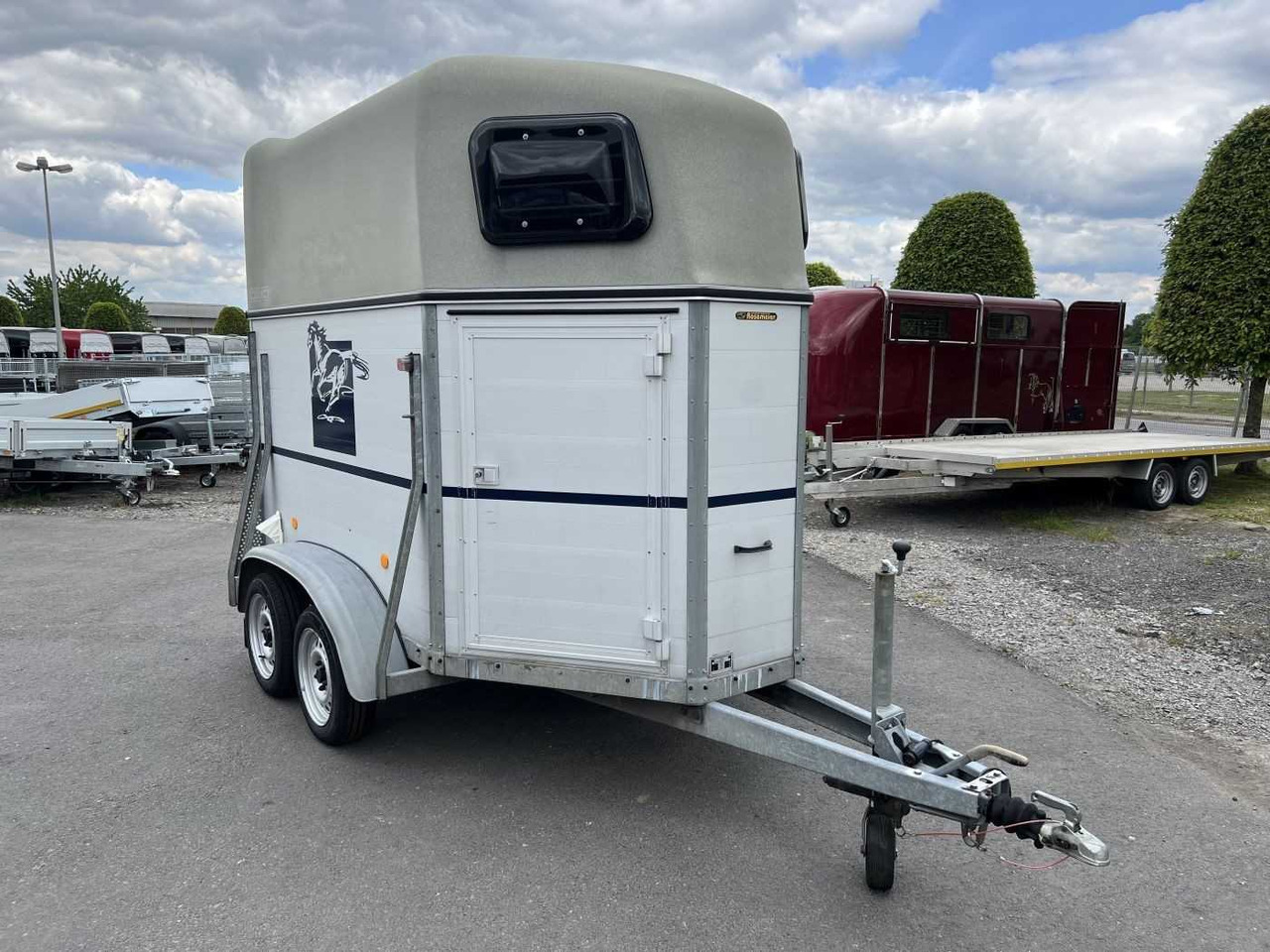 BOECKMANN Duo AP Pferdetransporter Viehanhänger - Ремарке за коне: снимка 1 BOECKMANN Duo AP Pferdetransporter Viehanhänger - Ремарке за коне: снимка 1