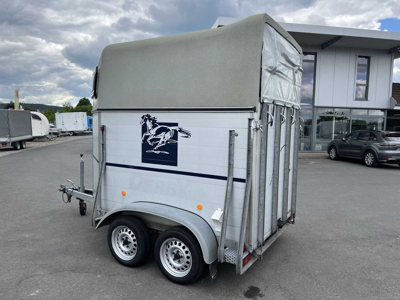 BOECKMANN Duo AP Pferdetransporter Viehanhänger - Ремарке за коне: снимка 5 BOECKMANN Duo AP Pferdetransporter Viehanhänger - Ремарке за коне: снимка 5