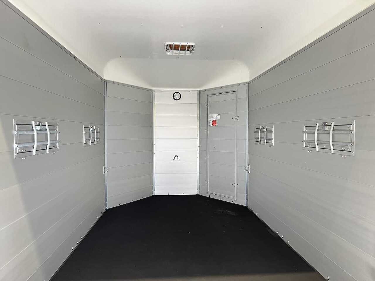 BOECKMANN VA 3520/35 P Viehanhänger - За превоз на животни ремарке: снимка 4 BOECKMANN VA 3520/35 P Viehanhänger - За превоз на животни ремарке: снимка 4