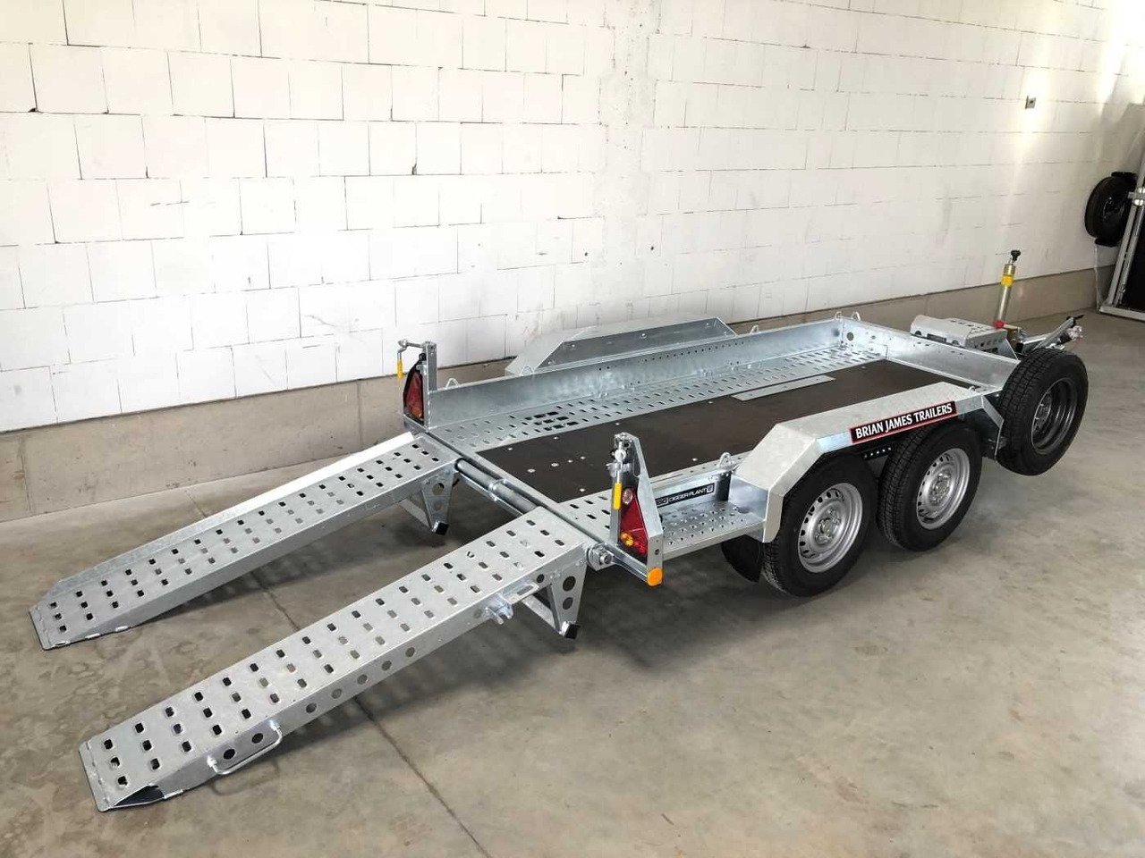 BRIAN_JAMES Cargo Digger Plant 2 Maschinentransporter - Ремарке за строителна техника: снимка 2 BRIAN_JAMES Cargo Digger Plant 2 Maschinentransporter - Ремарке за строителна техника: снимка 2
