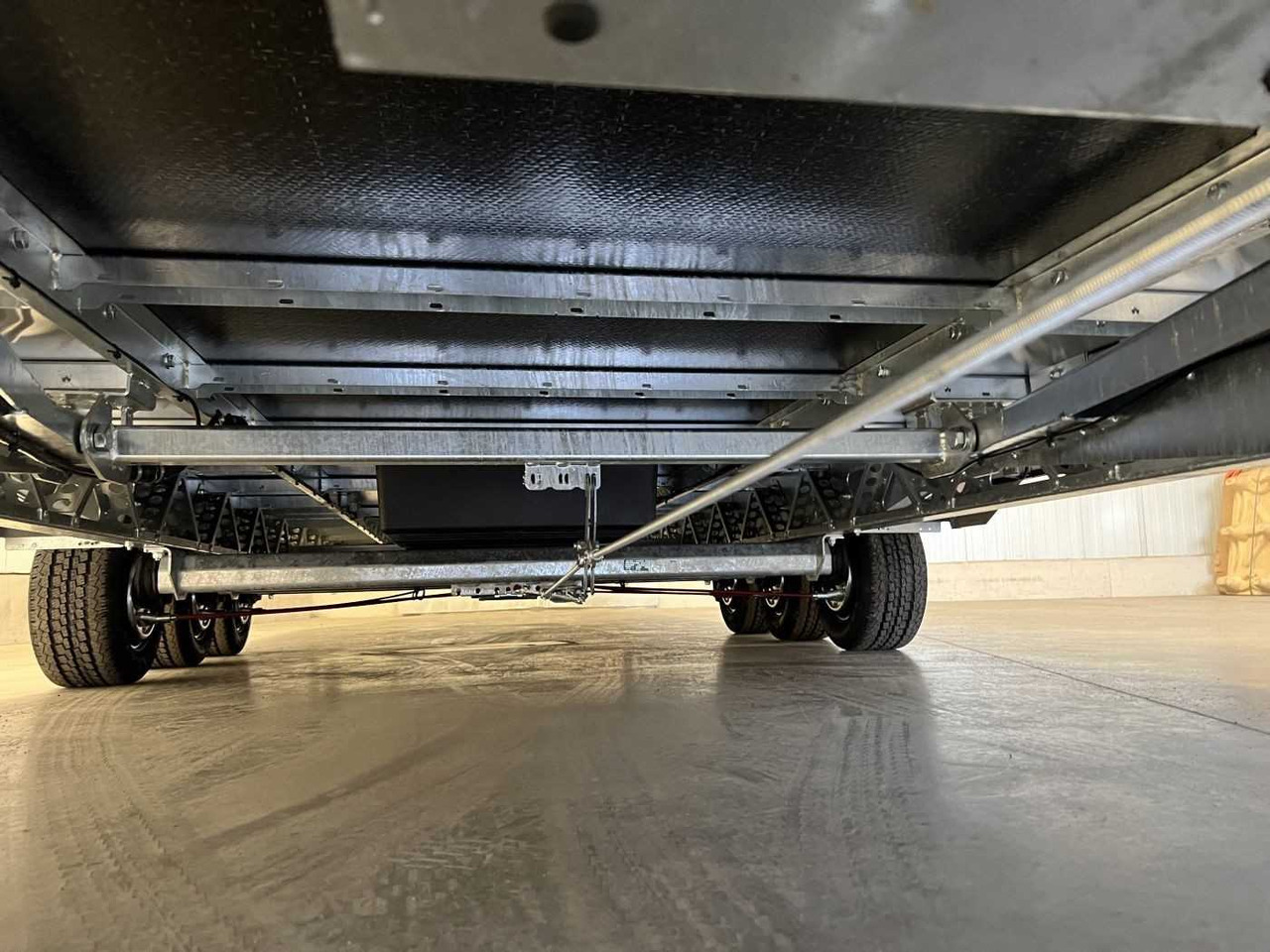 Нови Автовоз ремарке BRIAN_JAMES Race Transporter 7 Autotransporter geschlossen: снимка 26
