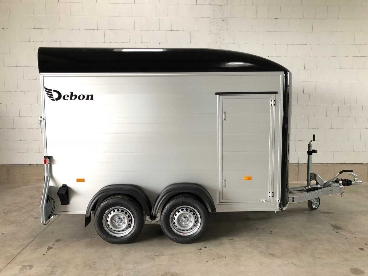 CHEVAL LIBERTE C500 Roadster 2 Türen Kofferanhänger - Ремарке за мотор: снимка 5 CHEVAL LIBERTE C500 Roadster 2 Türen Kofferanhänger - Ремарке за мотор: снимка 5