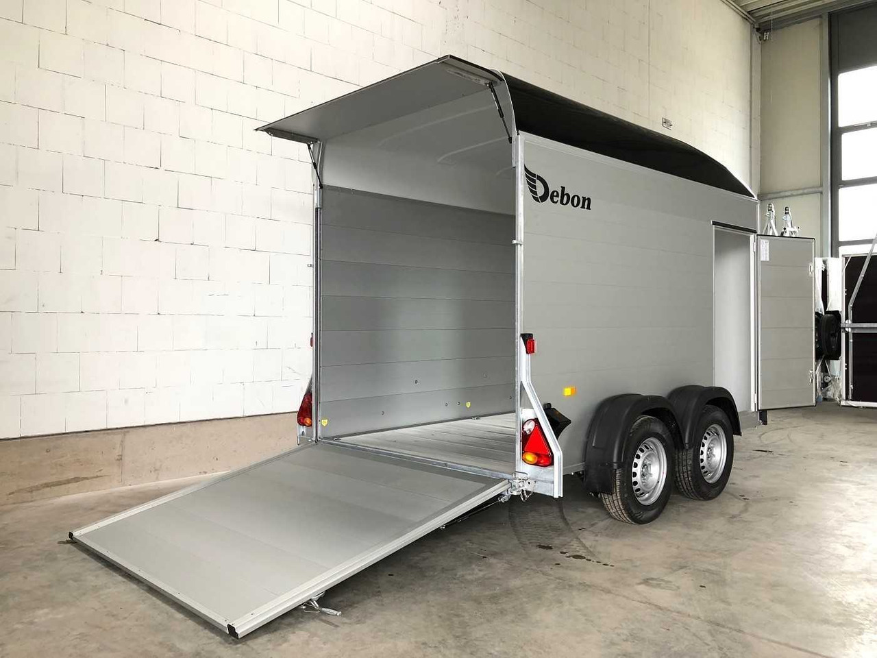 CHEVAL LIBERTE C500 Roadster 2 Türen Kofferanhänger - Ремарке за мотор: снимка 2 CHEVAL LIBERTE C500 Roadster 2 Türen Kofferanhänger - Ремарке за мотор: снимка 2