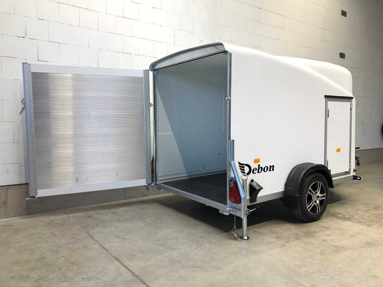 CHEVAL LIBERTE Cargo 1300.02+Tür Alu-Felgen Kofferanhänger - Затворена каросерия ремарке: снимка 5 CHEVAL LIBERTE Cargo 1300.02+Tür Alu-Felgen Kofferanhänger - Затворена каросерия ремарке: снимка 5