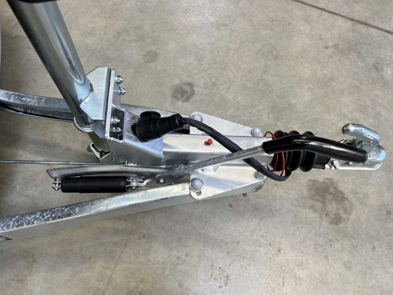 Нови Търговска каравана CHEVAL LIBERTE DEBON C300 Roadster Verk.Kl Tür Kofferanhänger: снимка 29