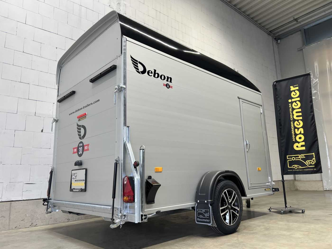 CHEVAL LIBERTE DEBON C400 Roadster ALF Kofferanhänger - Ремарке за мотор: снимка 5 CHEVAL LIBERTE DEBON C400 Roadster ALF Kofferanhänger - Ремарке за мотор: снимка 5