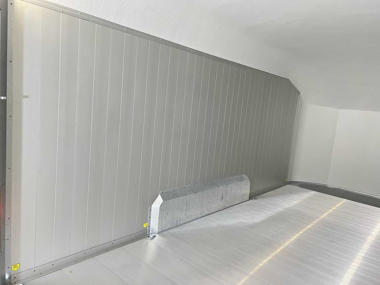 Нови Затворена каросерия ремарке CHEVAL LIBERTE DEBON C900 Roadster Kofferanhänger: снимка 11