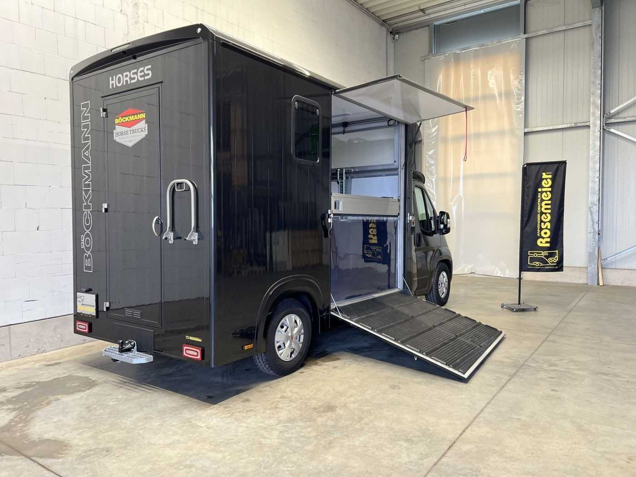 Fiat Böckmann Compact Stall LKW - Камион за коне: снимка 2 Fiat Böckmann Compact Stall LKW - Камион за коне: снимка 2