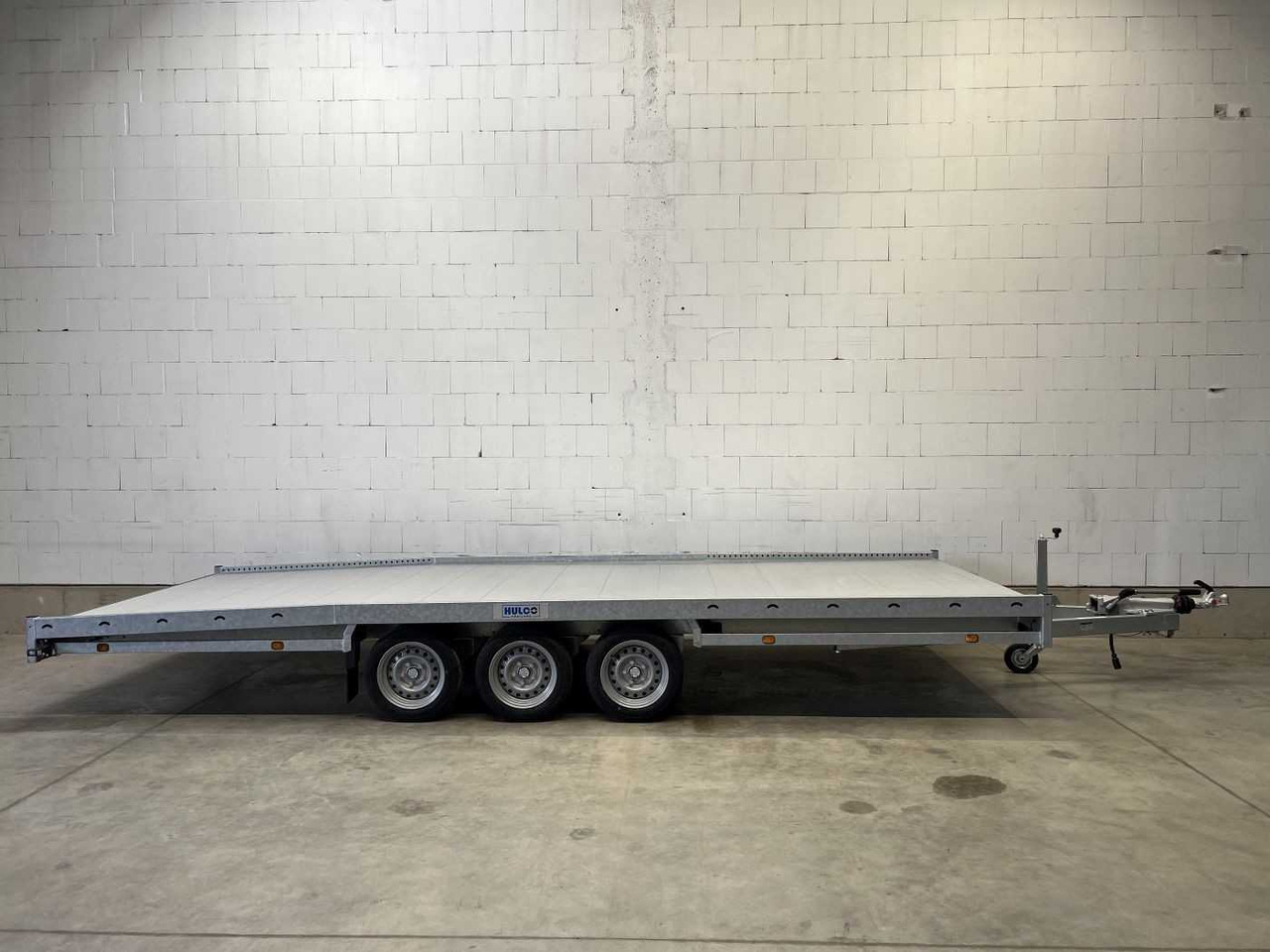HULCO Carax-3 3500 Autotransporter - Автовоз ремарке: снимка 1 HULCO Carax-3 3500 Autotransporter - Автовоз ремарке: снимка 1