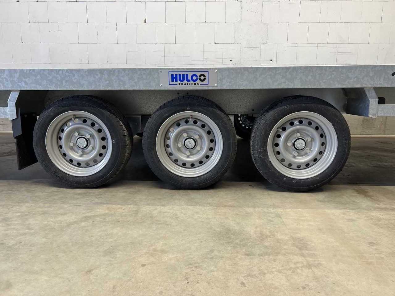 Нови Автовоз ремарке HULCO Carax-3 3500 Autotransporter: снимка 8