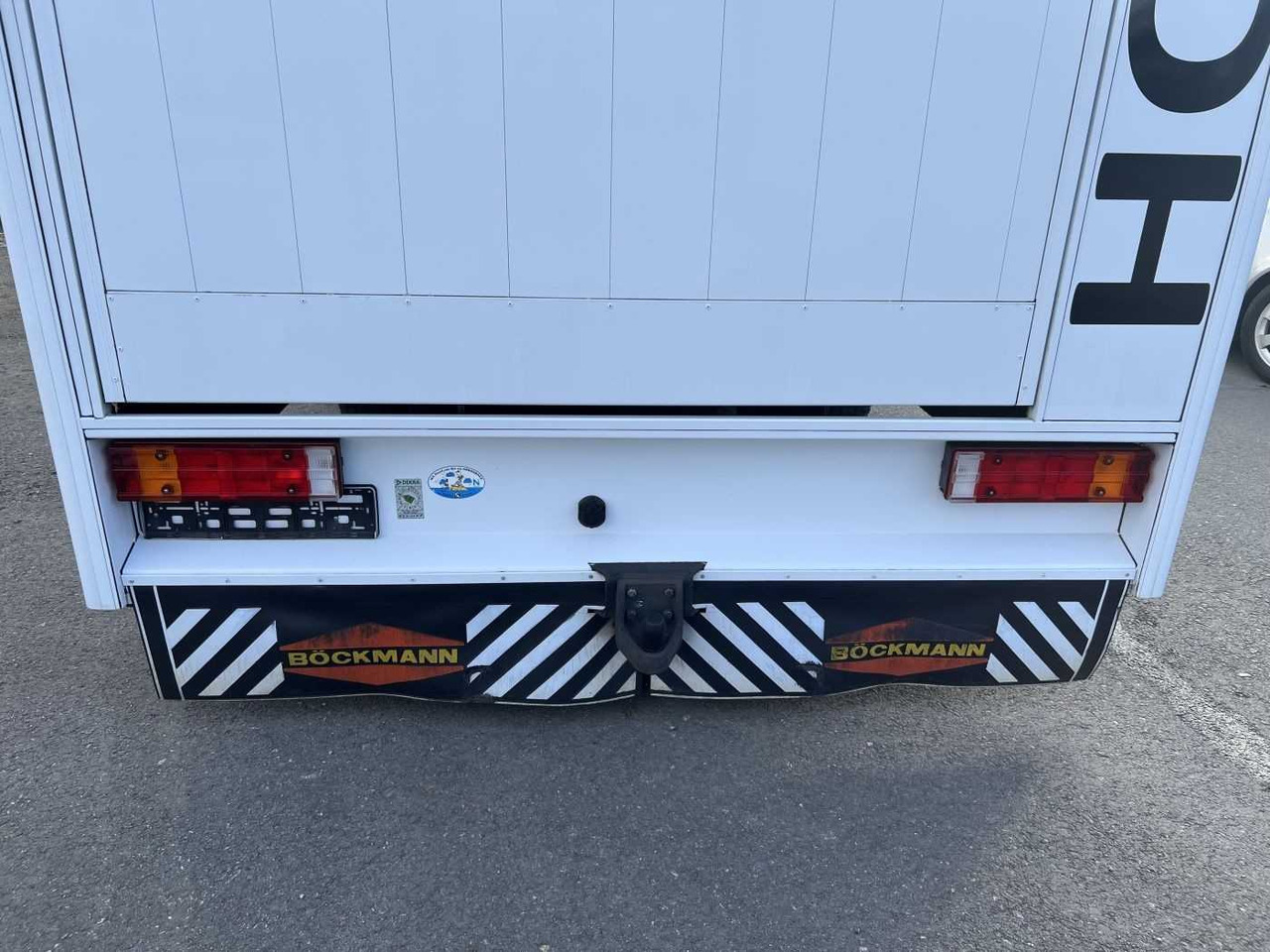 MERCEDES-BENZ Atego 918 LKW - Камион за коне: снимка 3 MERCEDES-BENZ Atego 918 LKW - Камион за коне: снимка 3