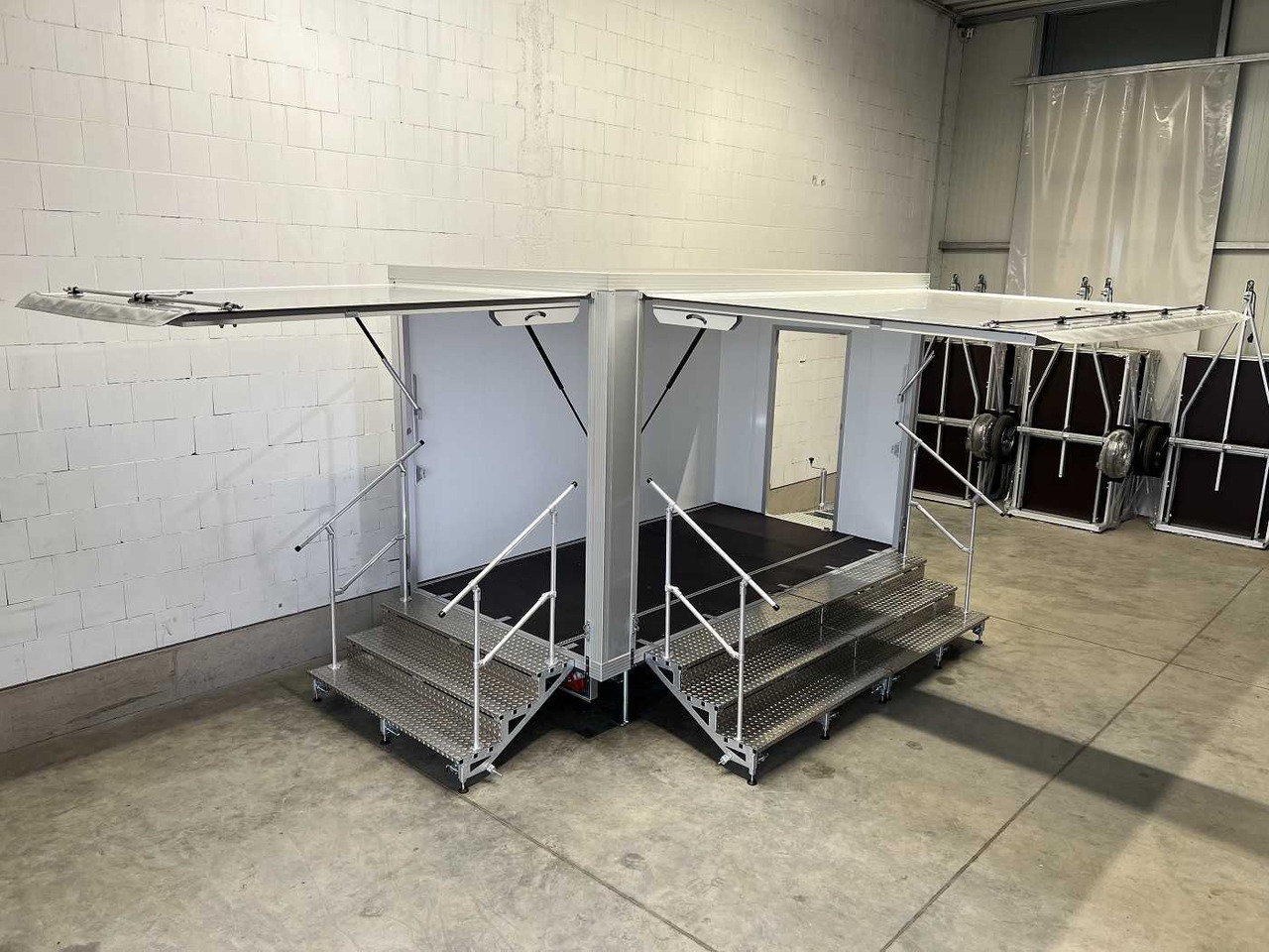 UNSINN PK 3036-10-2040 Promotion 2T Verkaufsanhänger - Ремарке: снимка 2 UNSINN PK 3036-10-2040 Promotion 2T Verkaufsanhänger - Ремарке: снимка 2