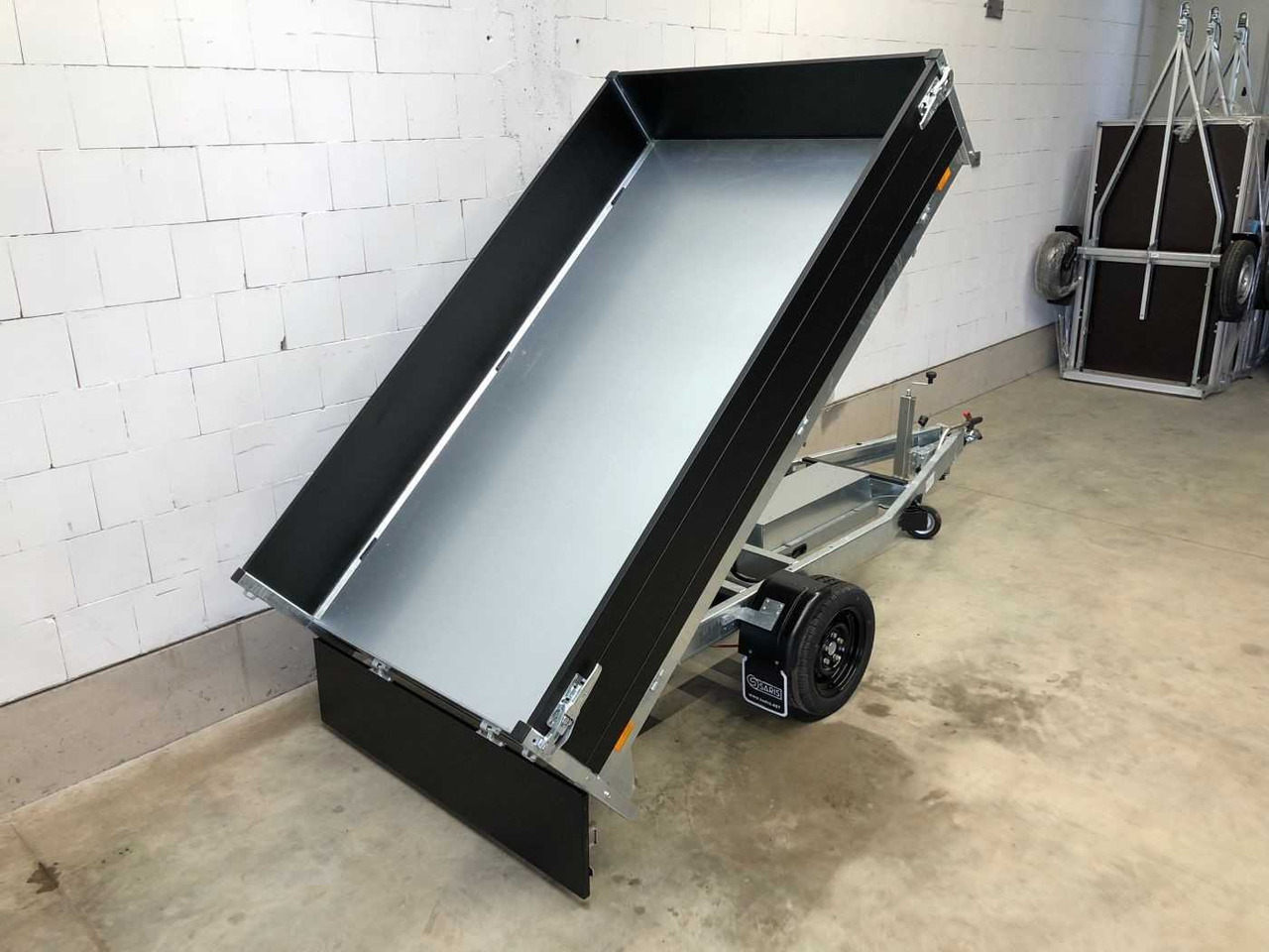 SARIS K1 276 150 1500 1 E Black Edit Rückwärtskipper - Самосвал ремарке: снимка 4 SARIS K1 276 150 1500 1 E Black Edit Rückwärtskipper - Самосвал ремарке: снимка 4