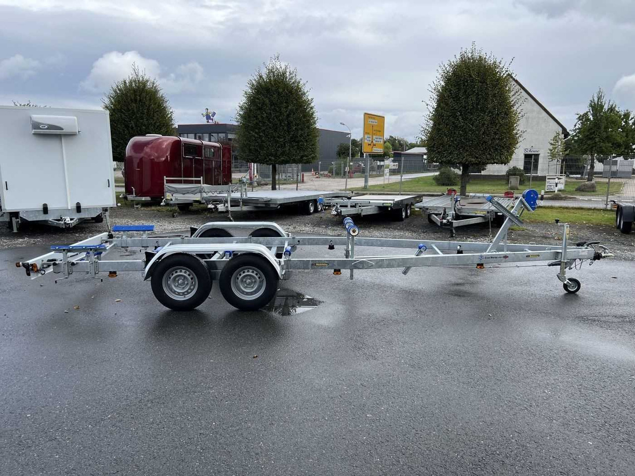 TPV BA2700-L/R Bootsanhänger - Колесар за лодка: снимка 1 TPV BA2700-L/R Bootsanhänger - Колесар за лодка: снимка 1
