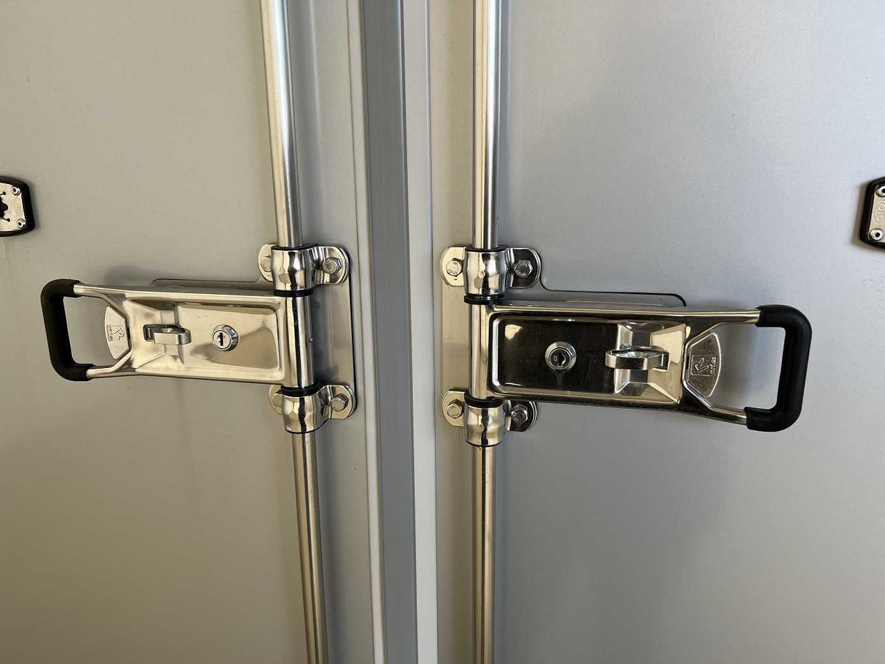 Нови Затворена каросерия ремарке UNSINN UKH 4824-35-13 Kofferanhänger: снимка 19