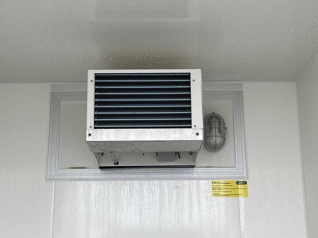 UNSINN UKT 6C 2513-13-14 Kühlanhänger - Рефрижератор ремарке: снимка 4 UNSINN UKT 6C 2513-13-14 Kühlanhänger - Рефрижератор ремарке: снимка 4