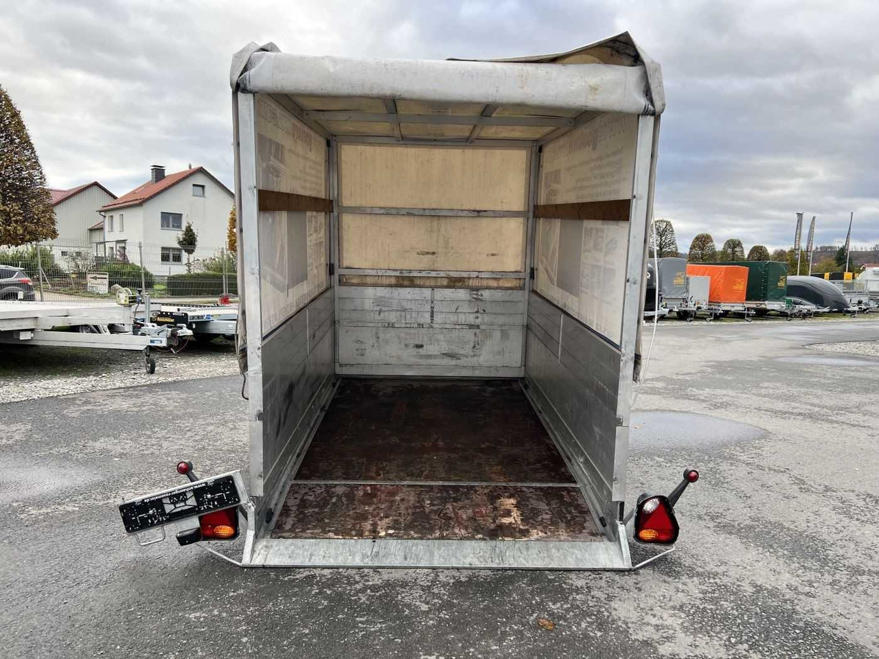 VEZEKO Husky FB 13.28 Plane Absenker - Ремарке за кола: снимка 2 VEZEKO Husky FB 13.28 Plane Absenker - Ремарке за кола: снимка 2