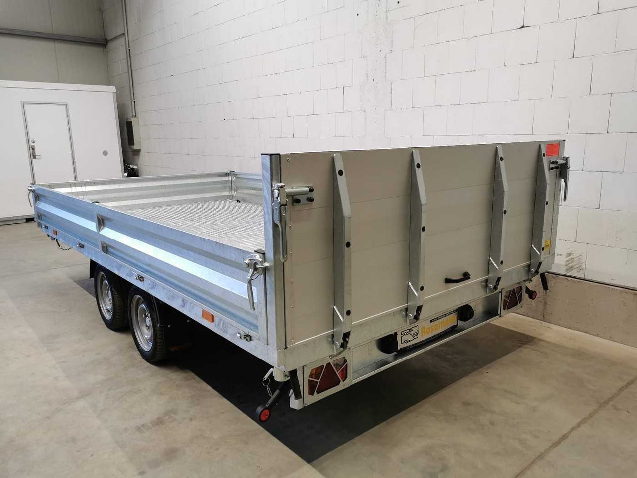 Нови Самосвал ремарке VEZEKO Juki 35.3 Multi Stahl Multidreiseitenkipper: снимка 25