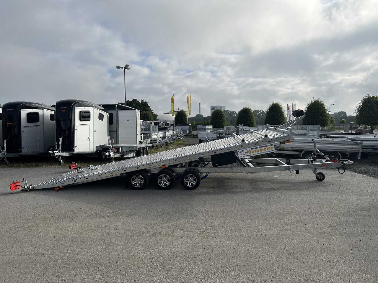 VEZEKO Jumbola 35.60 Tridem Autotransporter - Автовоз ремарке: снимка 1 VEZEKO Jumbola 35.60 Tridem Autotransporter - Автовоз ремарке: снимка 1