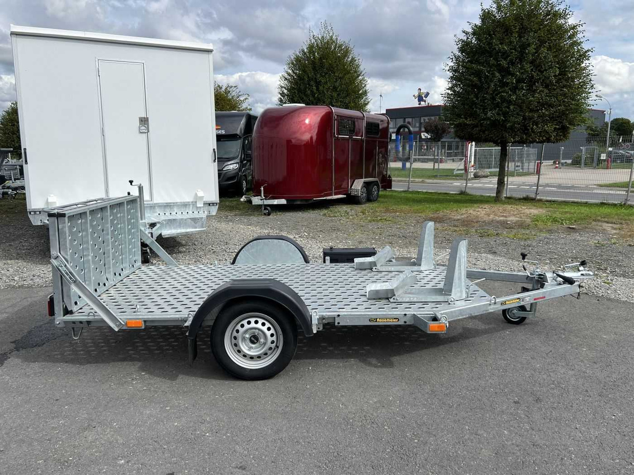 VEZEKO Motovan B 08+Box Motorradanhänger - Ремарке за мотор: снимка 1 VEZEKO Motovan B 08+Box Motorradanhänger - Ремарке за мотор: снимка 1
