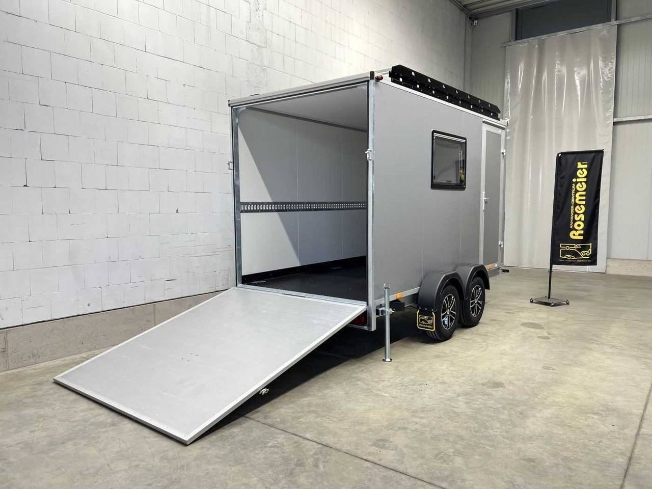 VEZEKO TK C 27.35 Motorradedition Kofferanhänger - Ремарке за мотор: снимка 2 VEZEKO TK C 27.35 Motorradedition Kofferanhänger - Ремарке за мотор: снимка 2
