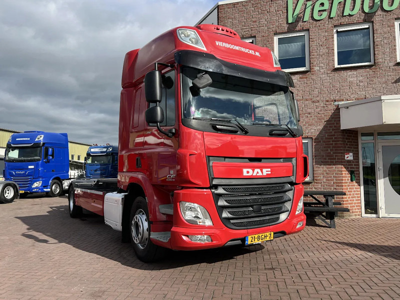 DAF CF 290 4X2 EURO6 SPACECAB RENOVA / VANGMUIL / LAADKLEP / TOP STAAT - Контейнеровоз/ Сменна каросерия камион: снимка 1 DAF CF 290 4X2 EURO6 SPACECAB RENOVA / VANGMUIL / LAADKLEP / TOP STAAT - Контейнеровоз/ Сменна каросерия камион: снимка 1
