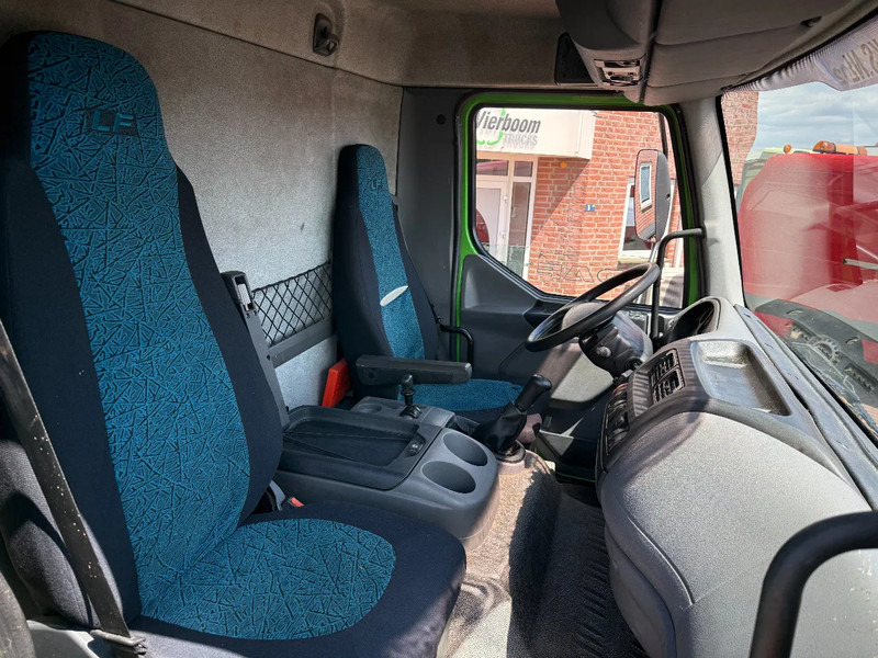 DAF LF 55 LF55-180 Machinetransporter / 6 cilinder / Manual / 7m / low kilometers - Автовоз камион: снимка 2 DAF LF 55 LF55-180 Machinetransporter / 6 cilinder / Manual / 7m / low kilometers - Автовоз камион: снимка 2