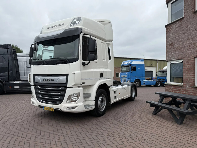 DAF CF 410 4X2 SPACECAB EURO6 DISTRIBUTIETREKKER MILIEUZONE DAF ONDERHOUD HOLLAND TRUCK!!! - Влекач: снимка 2 DAF CF 410 4X2 SPACECAB EURO6 DISTRIBUTIETREKKER MILIEUZONE DAF ONDERHOUD HOLLAND TRUCK!!! - Влекач: снимка 2