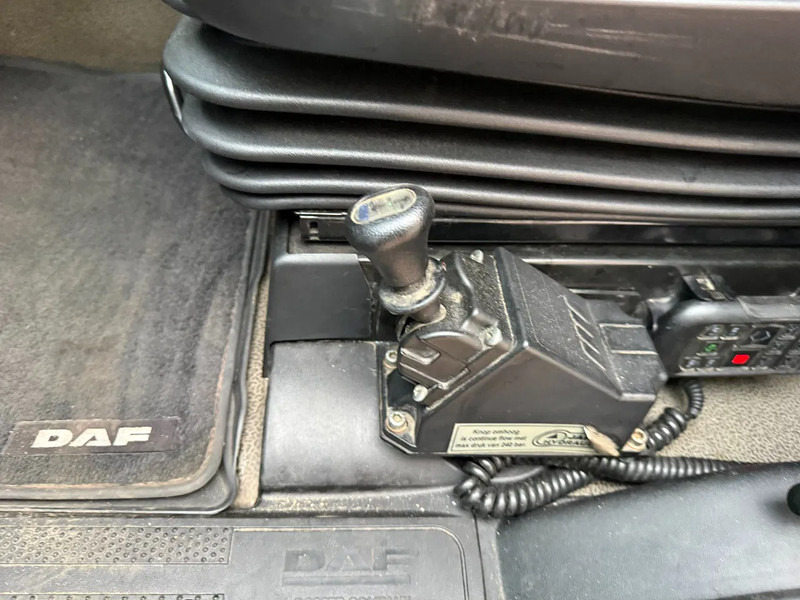 DAF XF 480 XF480 4X2 / Hydrauliek / acc / 9 tons vooras / schuifschotel - Влекач: снимка 5 DAF XF 480 XF480 4X2 / Hydrauliek / acc / 9 tons vooras / schuifschotel - Влекач: снимка 5