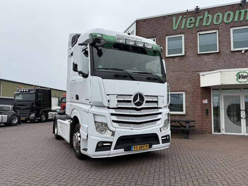 Mercedes-Benz Actros Actros 1842LS Streamspace/full spoiler/xenon/Holland Truck !!!!!! - Влекач: снимка 1 Mercedes-Benz Actros Actros 1842LS Streamspace/full spoiler/xenon/Holland Truck !!!!!! - Влекач: снимка 1