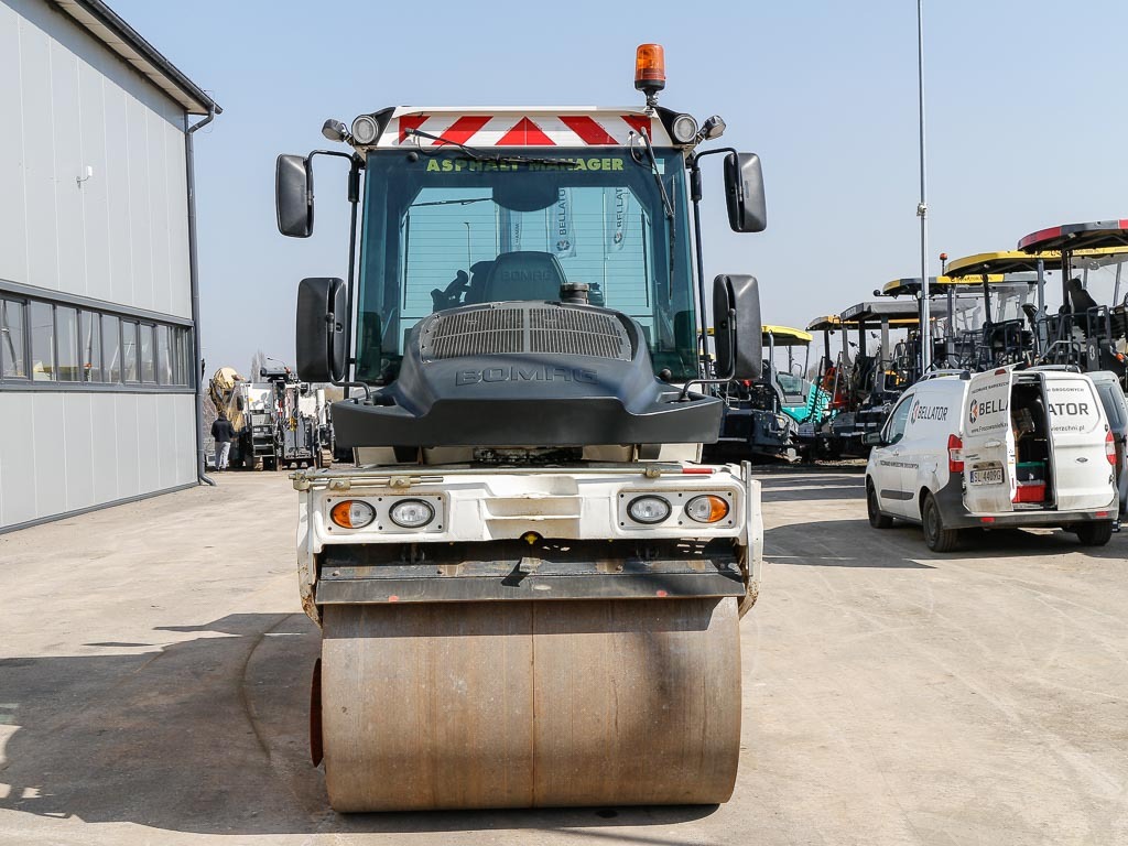 BOMAG BW 154 AP-4i AM - Пътен валяк: снимка 3 BOMAG BW 154 AP-4i AM - Пътен валяк: снимка 3