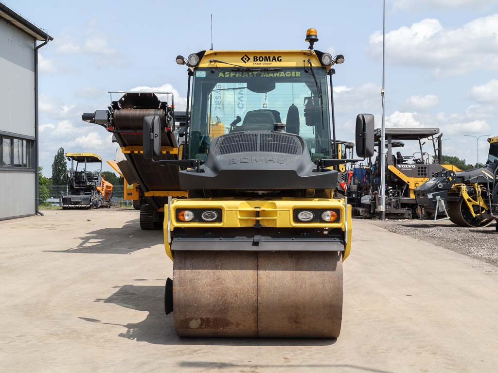 BOMAG BW 154 AP-4v AM - Пътен валяк: снимка 3 BOMAG BW 154 AP-4v AM - Пътен валяк: снимка 3
