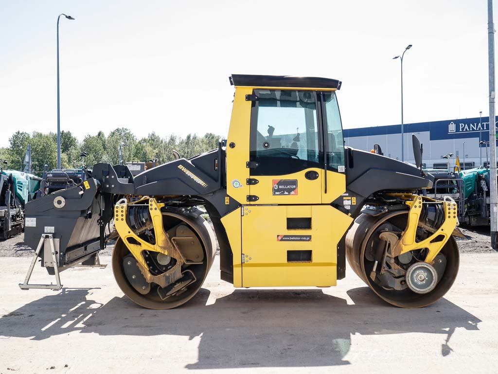 BOMAG BW 174 AP-4v - Пътен валяк: снимка 5 BOMAG BW 174 AP-4v - Пътен валяк: снимка 5