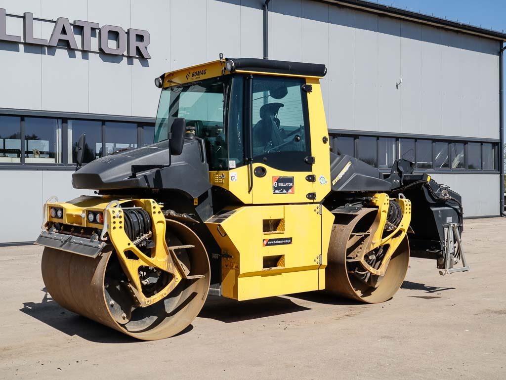 BOMAG BW 174 AP-4v - Пътен валяк: снимка 2 BOMAG BW 174 AP-4v - Пътен валяк: снимка 2
