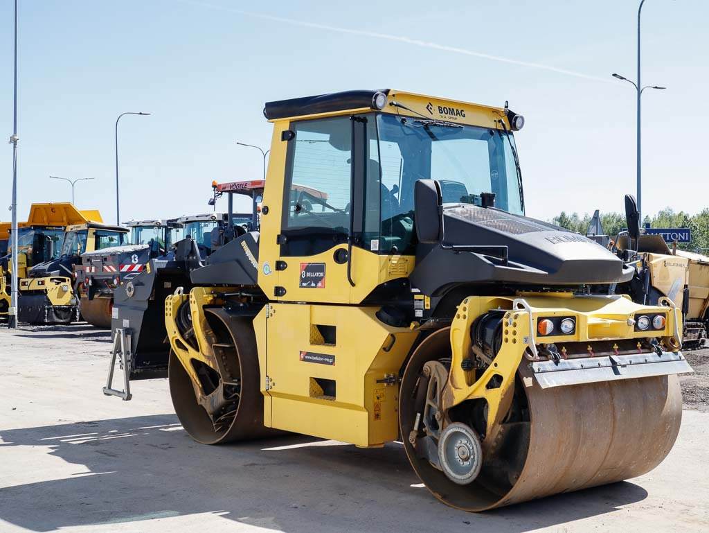 BOMAG BW 174 AP-4v - Пътен валяк: снимка 4 BOMAG BW 174 AP-4v - Пътен валяк: снимка 4