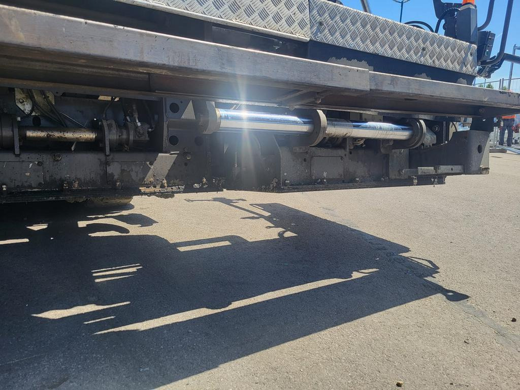 Асфалтополагач VOLVO ABG P7820C: снимка 10