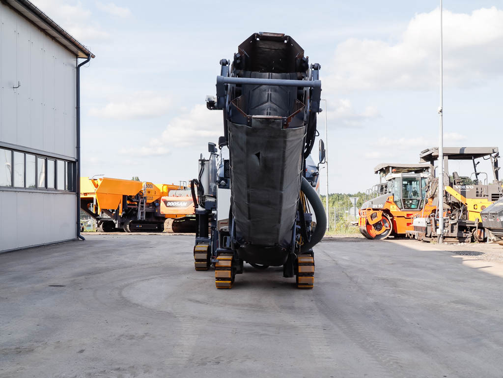 WIRTGEN W 100 CFi - Пътна фреза: снимка 3 WIRTGEN W 100 CFi - Пътна фреза: снимка 3