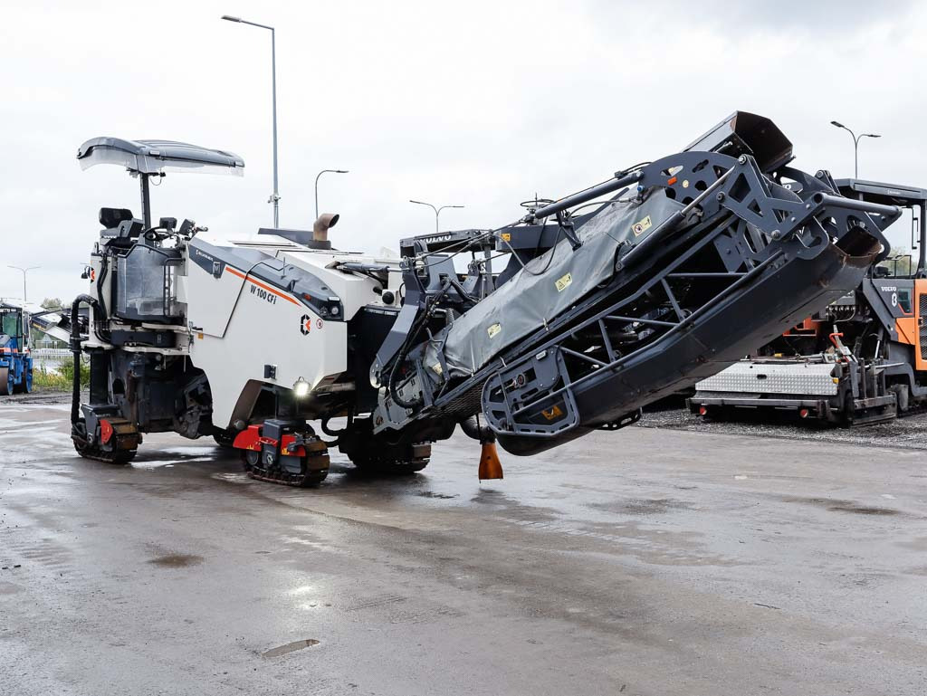WIRTGEN W100CFi - Пътна фреза: снимка 4 WIRTGEN W100CFi - Пътна фреза: снимка 4