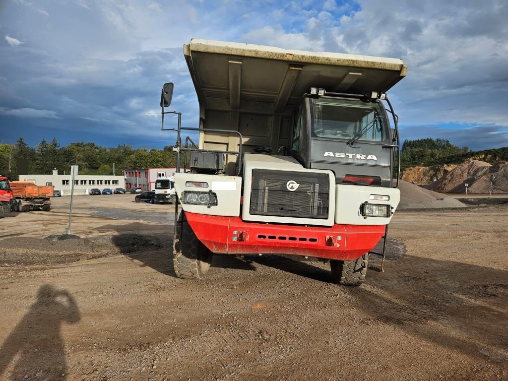 ASTRA RD 28 C - Кариерен самосвал: снимка 4 ASTRA RD 28 C - Кариерен самосвал: снимка 4