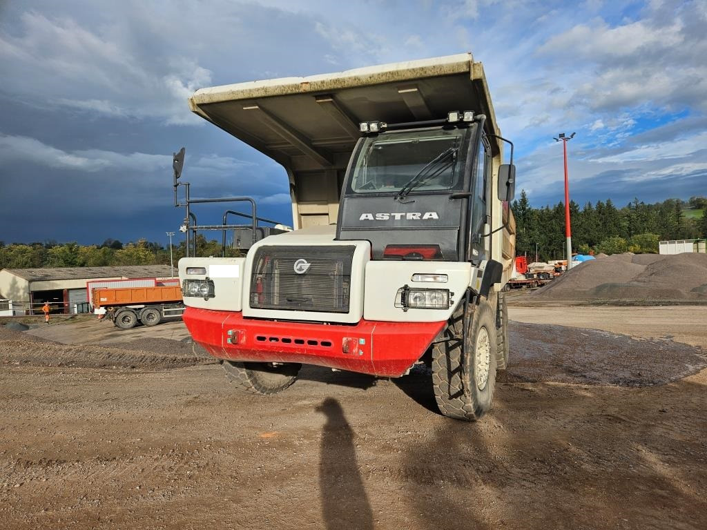 ASTRA RD 28 C - Кариерен самосвал: снимка 3 ASTRA RD 28 C - Кариерен самосвал: снимка 3