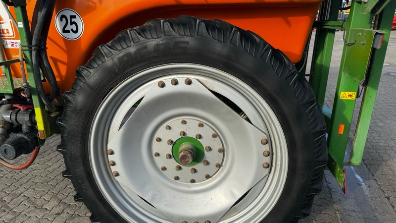 Amazone-BBG S330 NOVA 27m - Пръскачка: снимка 3 Amazone-BBG S330 NOVA 27m - Пръскачка: снимка 3