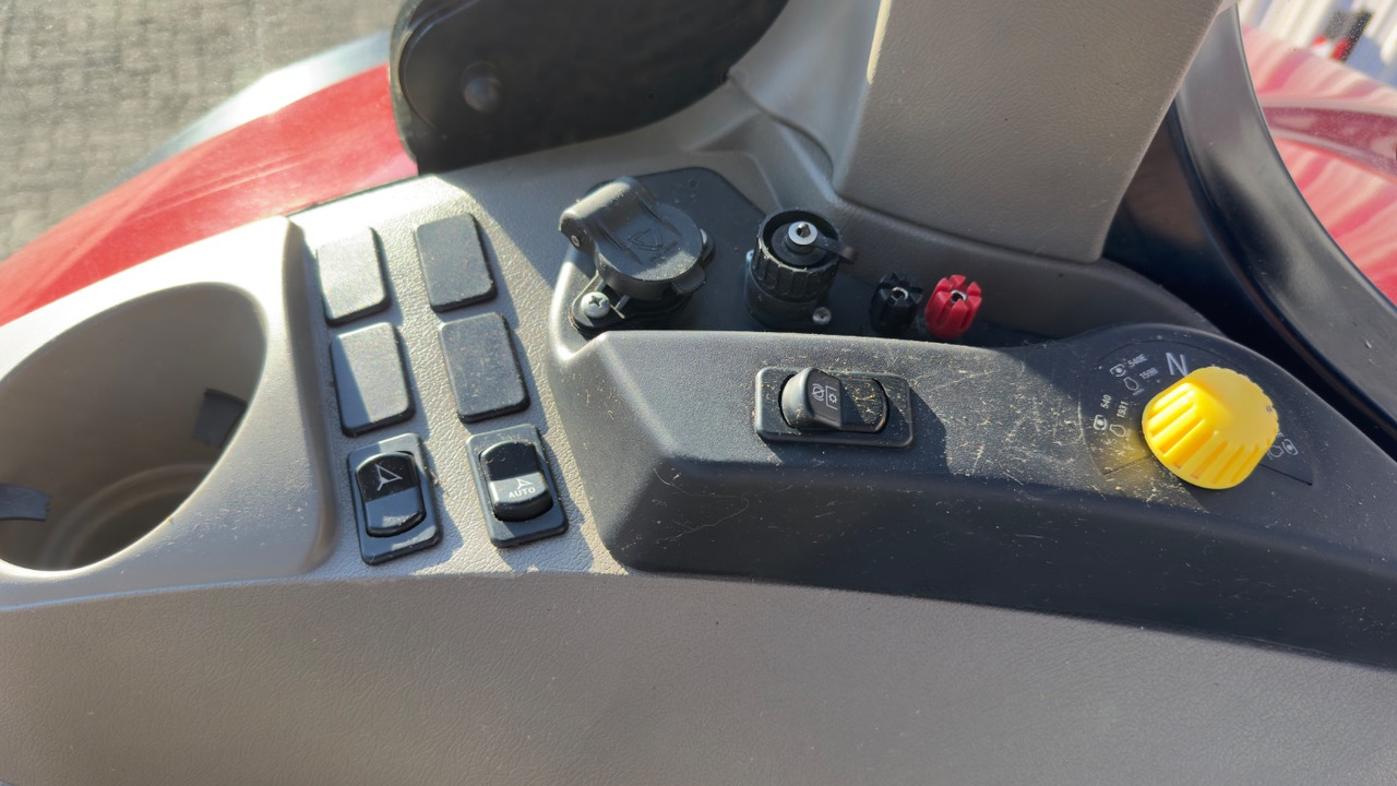 Case IH Puma 240 CVX RTK - Трактор: снимка 5 Case IH Puma 240 CVX RTK - Трактор: снимка 5