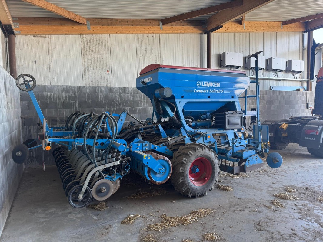 Lemken Compact Solitair 9/400 Zirkon 10 starr - Комбинирана сеялка: снимка 1 Lemken Compact Solitair 9/400 Zirkon 10 starr - Комбинирана сеялка: снимка 1