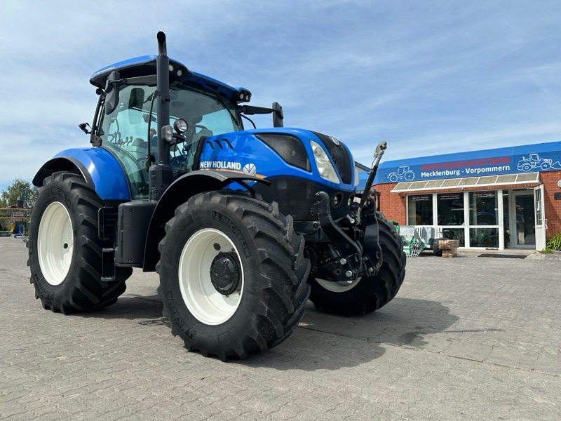 New Holland T7.190 PC - Трактор: снимка 1 New Holland T7.190 PC - Трактор: снимка 1