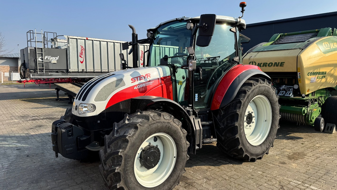 Steyr 4095 Kompakt Ecotech - Трактор: снимка 1 Steyr 4095 Kompakt Ecotech - Трактор: снимка 1