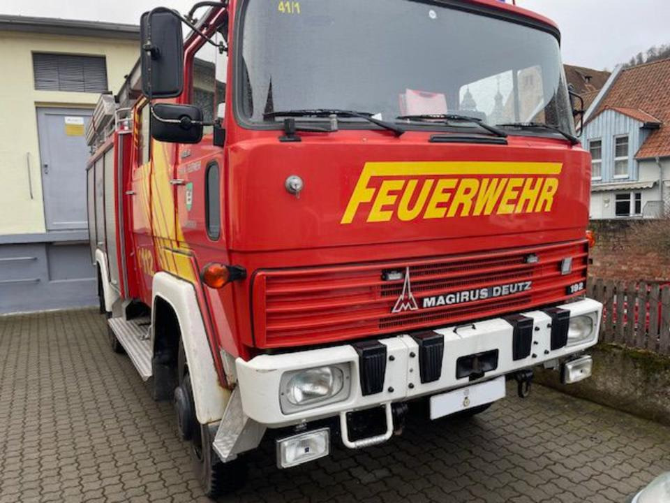 Feuerwehrauto FL 16 - Пожарна кола: снимка 2 Feuerwehrauto FL 16 - Пожарна кола: снимка 2